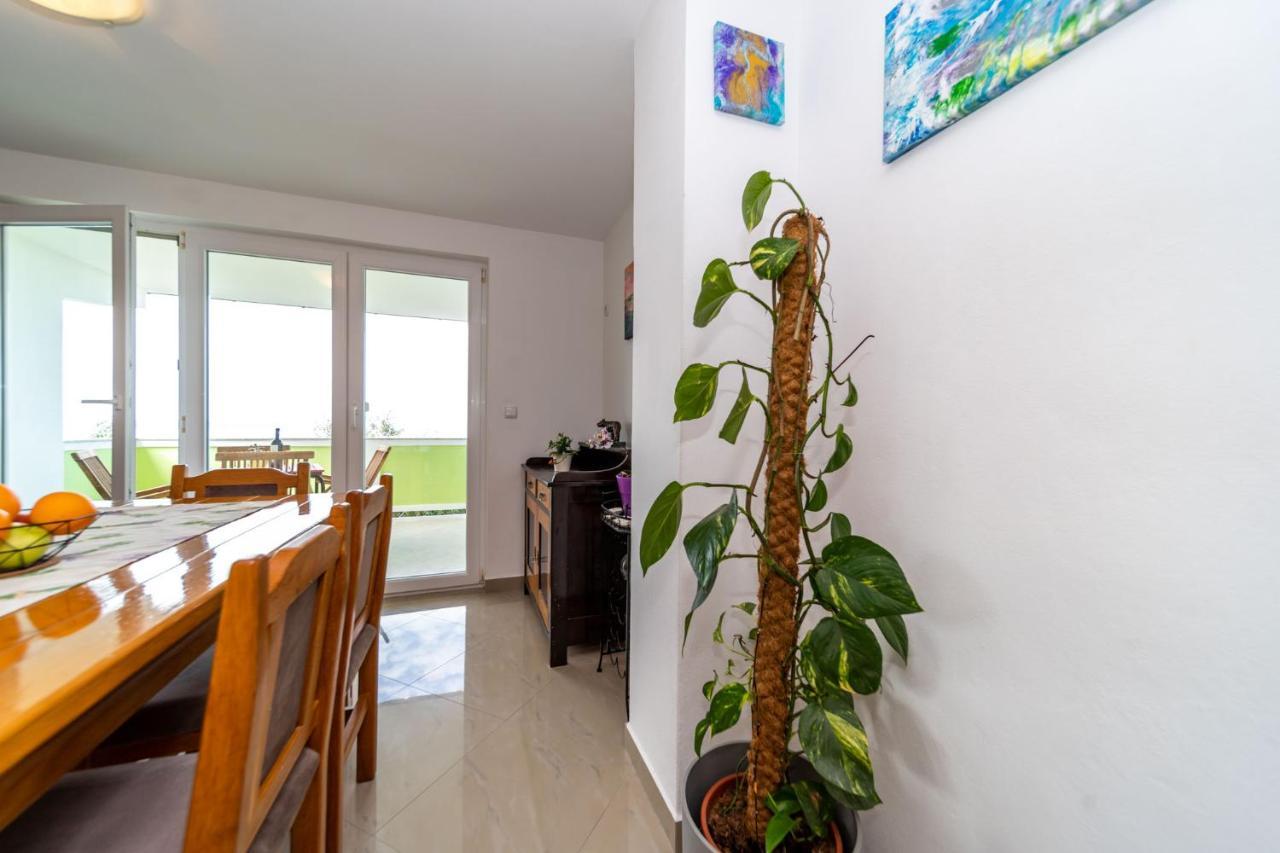 Pero Dido Apartment Banjol